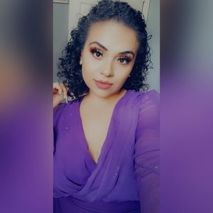 Meet your Posher, Lorena